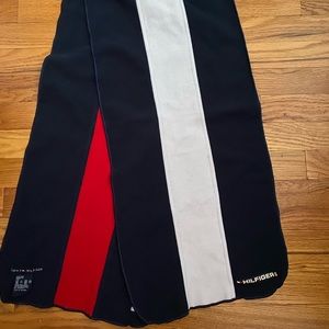 Tommy Hilfiger vintage scarf
